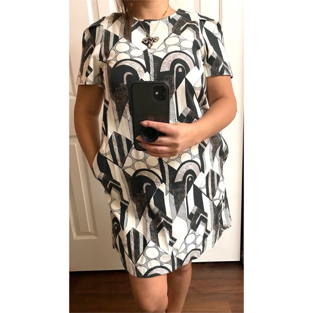 ELIOT Black Cream Vintage Short Sleeve Abstract Geometric Mini Dress Size 2 - Picture 3 of 10